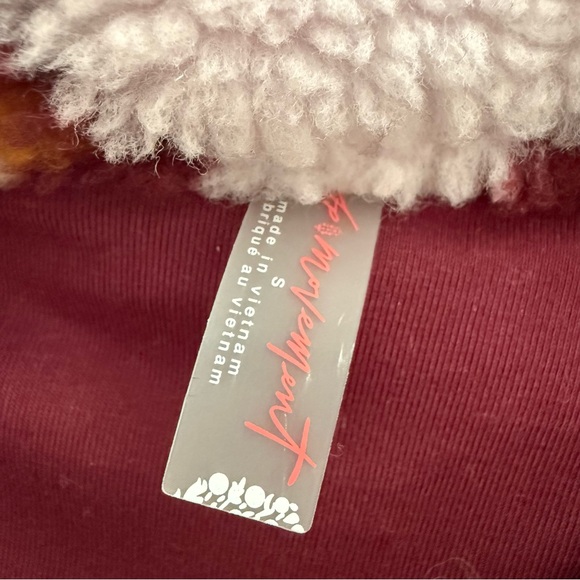 Free People hit the slopes fleece - Picture 8 of 10